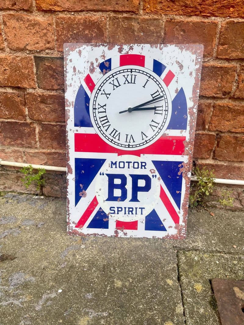 Clock BP Tin Sign Metal Sign Plaque 30x45cm, red white and blue